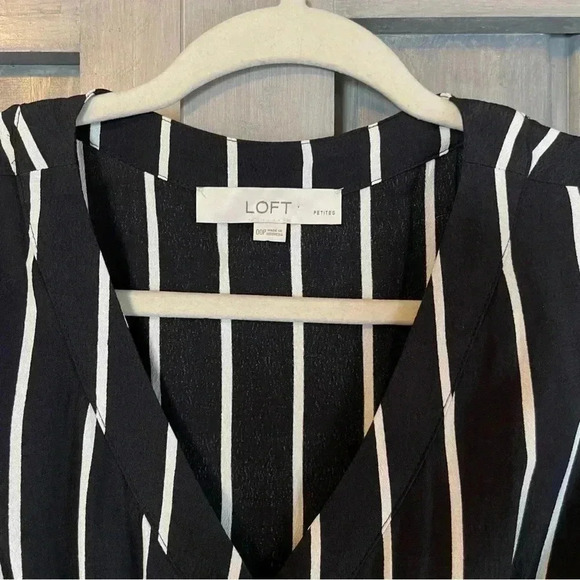 Loft black white striped romper lightweight summer spring jumper Ruffle - Picture 6 of 6